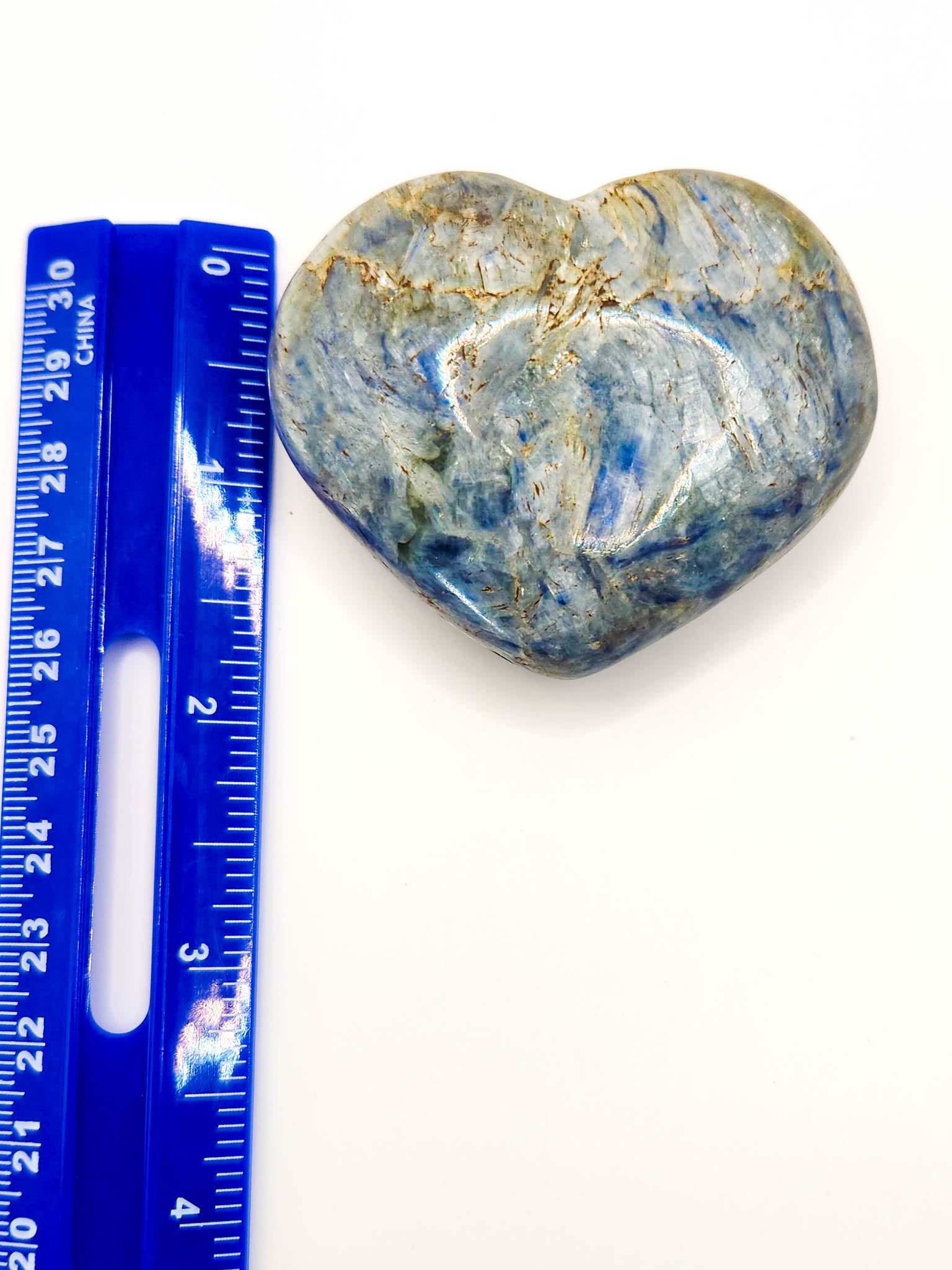 Kyanite Heart